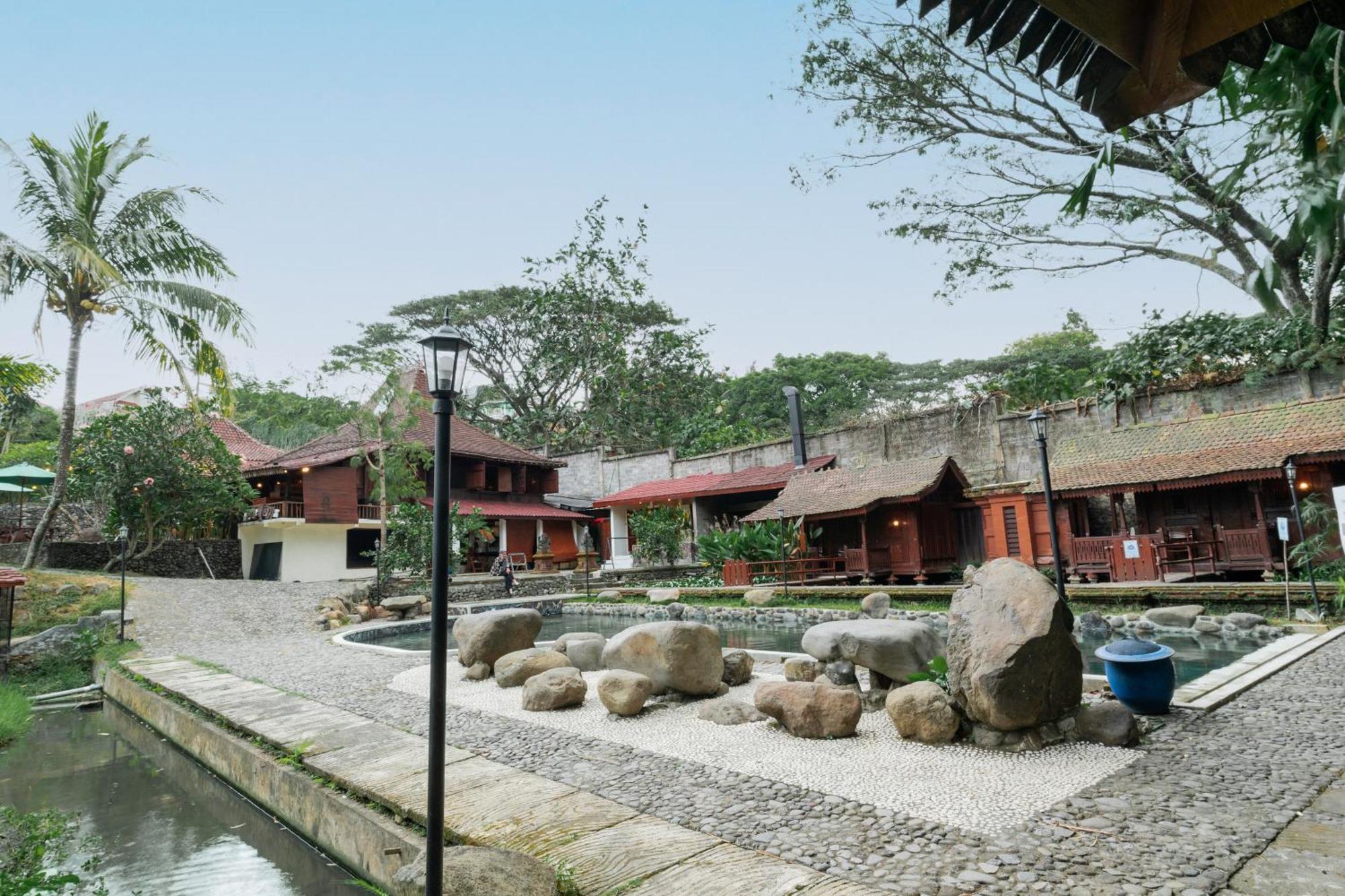 Padi Heritage Hotel Malang Exterior foto