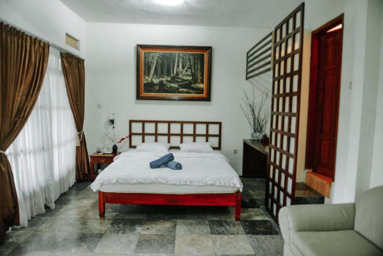 Padi Heritage Hotel Malang Exterior foto